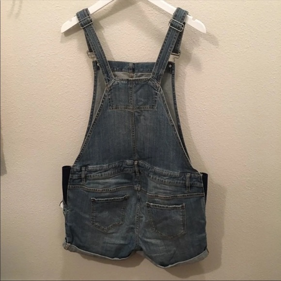 Maternity Overall Shorts - Picture 8 of 8